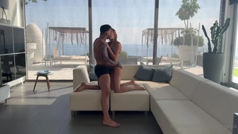 Frances Bentley Onlyfans 7-June-2025 Busty Slutty Chick In Online