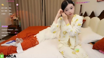 Luna_Liu520 Chaturbate Webcam Sex Vids