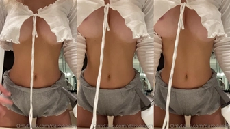 Daisy Keech Onlyfans young babe