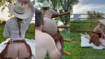 Midwestemma Onlyfans Fingering Vulva On Webcam