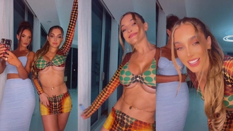 Lyna Perez Onlyfans Girl Fucked By Toy