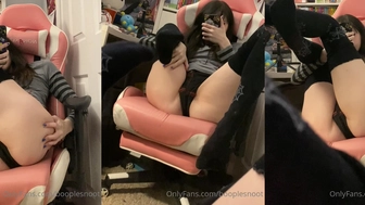 Booplesnoot Onlyfans Crazy Chickfriends