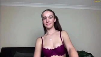 Sageexx chaturbate spreads her holes