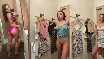 Ally_hardesty onlyfans big ass cam girl
