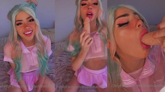 Kristen Hancher onlyfans playing vulva