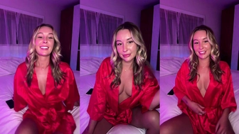 Nickygile onlyfans fingering her wet hole