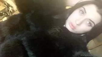 Mistress Karina Lovely chicks