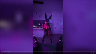 Emkayvee onlyfans live sextape  a very passionate cam chick