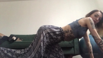 Thumbelinavina onlyfans naked whore