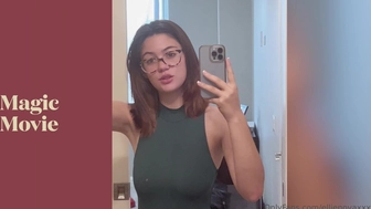 Ellienovaxxx onlyfans busty slut playing
