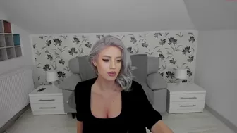 i_am_sarahxxx front seat thinks