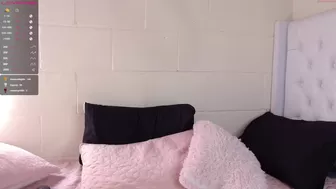 emily_and_jack1 Stunning lady