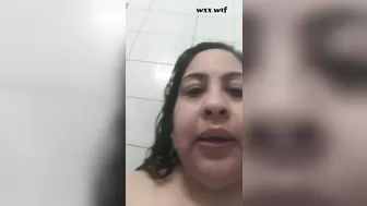 Good Morning Wet Play ......_LatinaGina_1080p