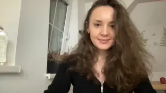 june_lo obstinate mare fingers jerking her pussy