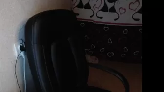 vikki_winner busty female pleases herself with sex toy