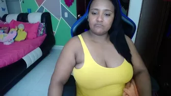 marysol83 young slut fucks phallus cunt