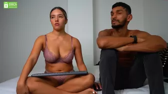 _hanna_hakam lustful babe pulls on the couch