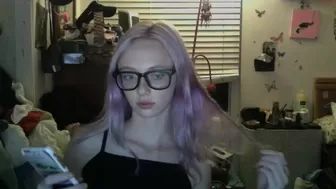 420angelbaby wonderful redhead sexy poses for the camera