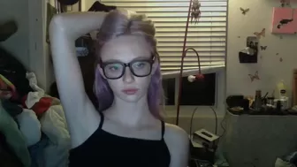 420angelbaby Redheaded chick