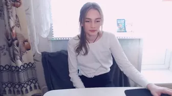 marie_blue in a new apartment shows a striptease