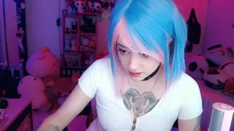 kao_chan slut fucks pussy and cums