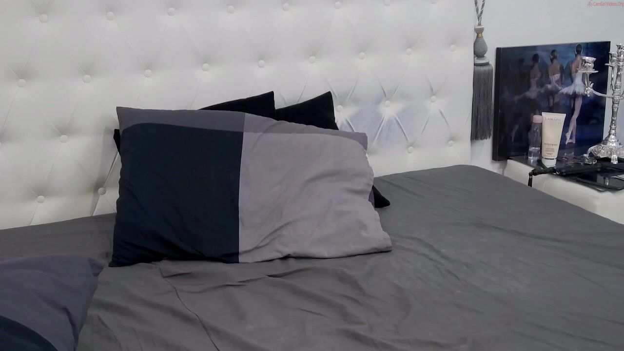 Hottalina_ busty passion licks nipples - wxx.wtf