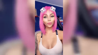 iammery charming whore sticks dildo in the vagina