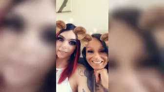 Chelsea Marie aka xxxchelseamarie adult mare jerks both holes with fingers