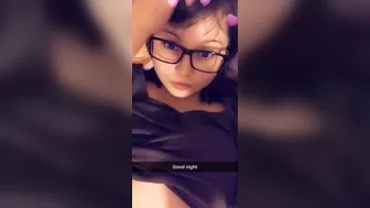 MV_Crush blonde babe bares her tits