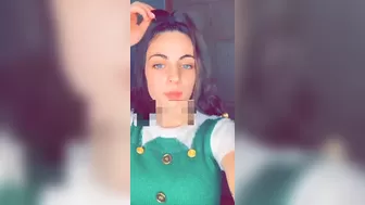 Luna_raise skinny bitch jerking pussy with phallus