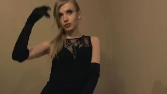 Hayden_Pavlov erotic dance and a good suction dildos from a blonde female