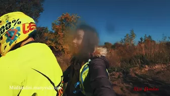 ManyVids Mia_Bandini sexy babe dancing striptease