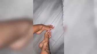 dominiquebarbi stunning tear