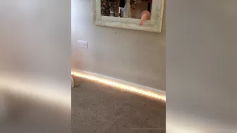 dominiquebarbi busty fat lady masturbates cunt