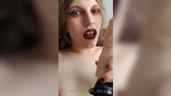 Izzy Wilde  Amazing slut