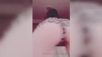 Gdiva96  tasty slut naughty with a vibrator