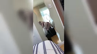 ellahollywood cute slut gets exposed on camera