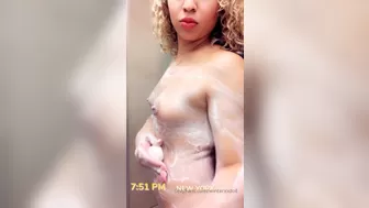 WinterxxDoll big wet cunt close up