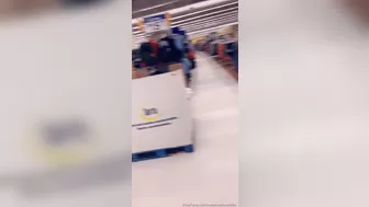 Kendall Vuitton   charming confused handjob both crevices