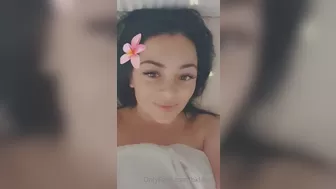 Busty Klara captivating dancing in a skirt and undressing