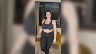 Busty Klara lonely bitch delivers visual delight