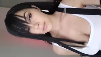 valenappi juicy babe creases her tits