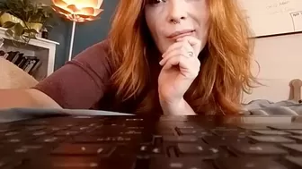 summerhart busty maiden posing in stockings