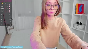 game__of__porn arab courtesan performing a show