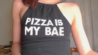 fififi6688 showing charms