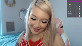 vickyfuckingdoll dirty talking