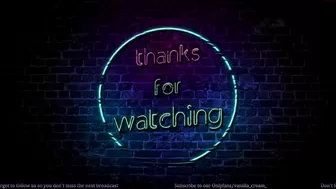 vanila_cream_ gorgeous bitch caresses big boobs