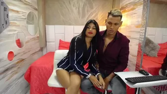 sexy_appetite hot brunettes show shaved holes