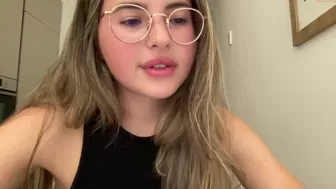 playnofuckinggames erotic dance and a good suction dildos from a blonde female