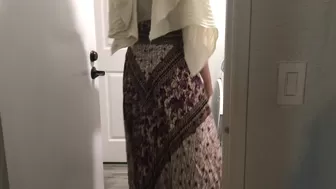elenakoshkaxoxo big ass blonde in stockings twisting her ass